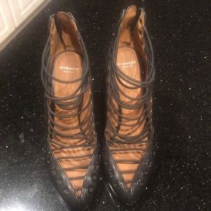 Givenchy Pumps